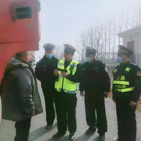 淮南市交通運輸綜合行政執法支隊“百日攻堅”行動查獲“百噸王”