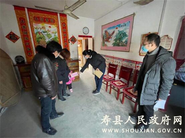 淮南壽縣：團縣委開展節前慰問活動