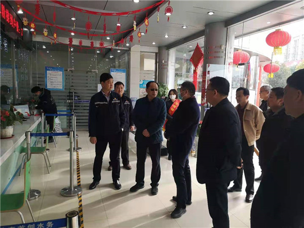 淮南市城鄉(xiāng)建設(shè)局開展春節(jié)前安全生產(chǎn)檢查和慰問(wèn)工作