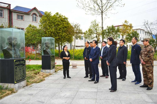 淮南：謝家集區召開2021年第4次區委理論學習中心組學習暨黨史學習教育學習會議